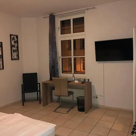 Alt-giessen Hotel 3*